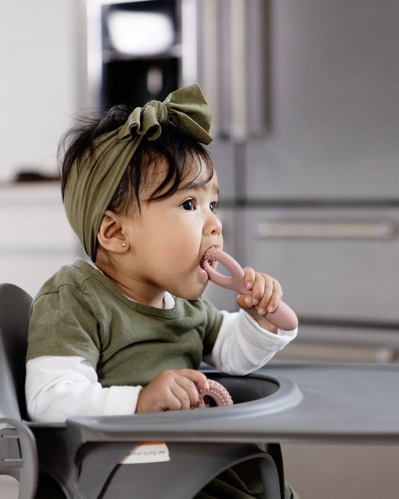 EZPZ™ Orál-motoros Evés Fejlesztő Szett - Rózsa